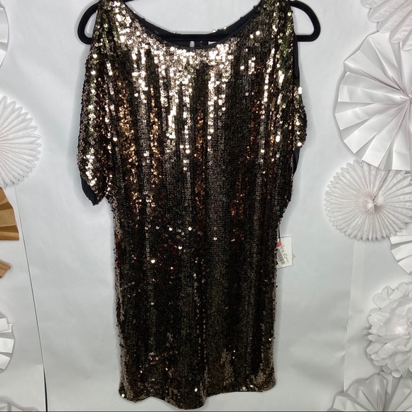 Calvin Klein Gold Sequin Party Dress - Picture 1 of 6